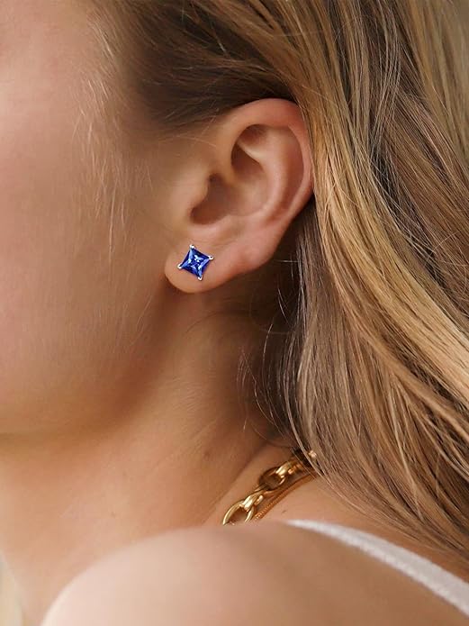 Minimalistisk Prinsesseslibning Safir Ørestikker | Hvidguld